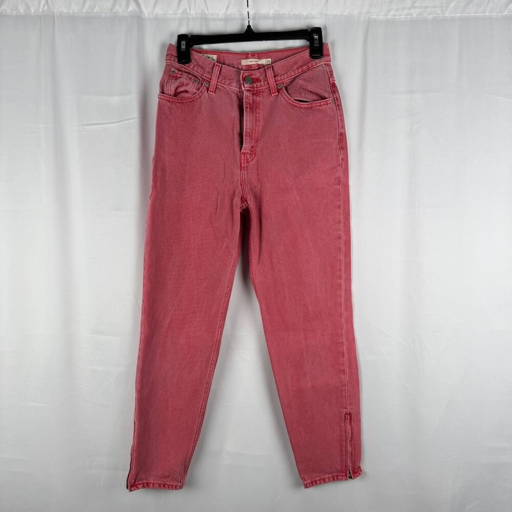 Levi’s Premium Mom Jeans Relaxed High Rise Tapered Jeans Women’s Size 26 Red